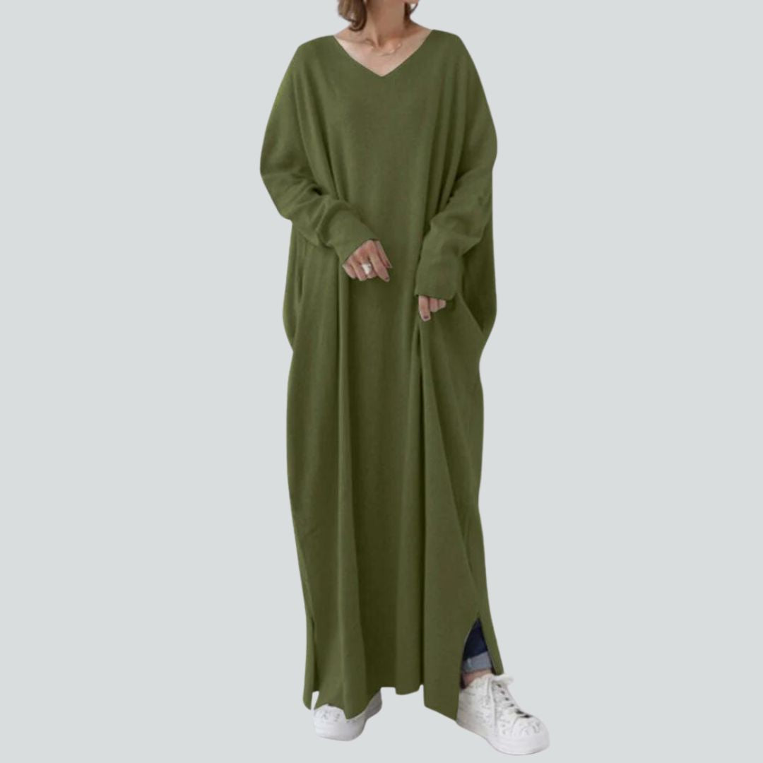 Maxi knit dress with V-neck and long sleeves in relaxed fit