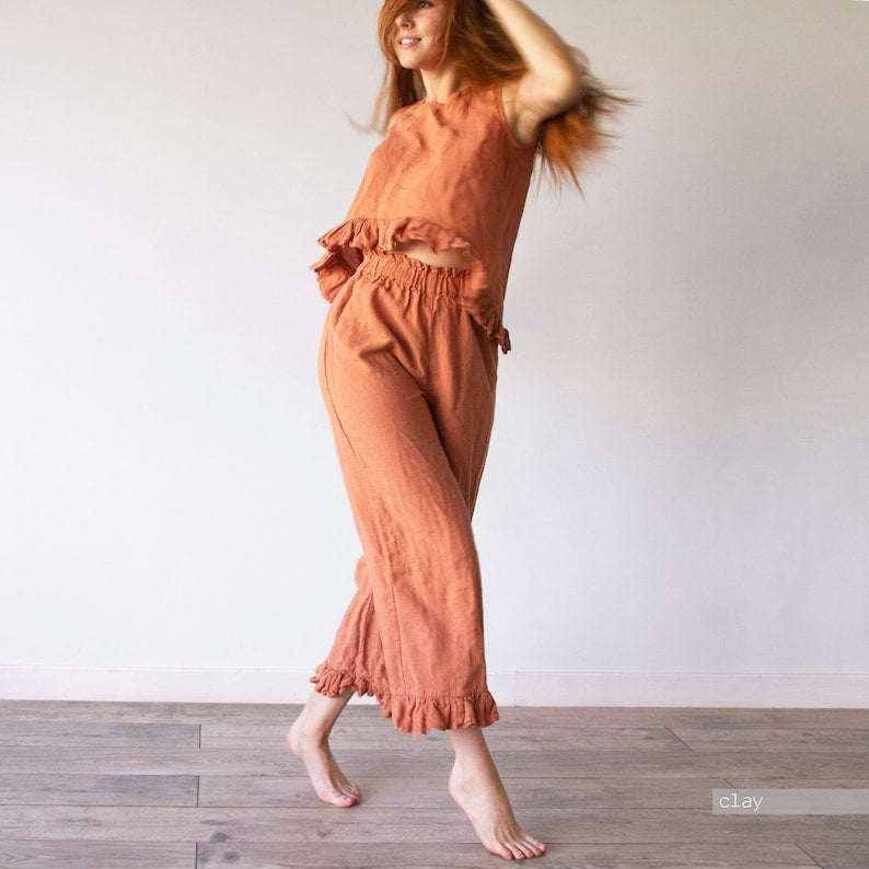 Blusa de lino con cinturón y mangas a media altura para mujer