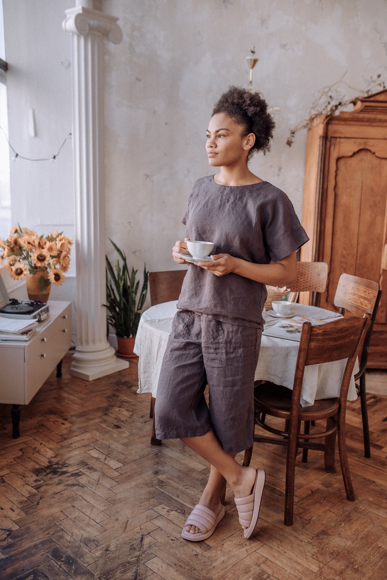 Conjunto de lino de dos piezas para mujer con pantalones cropped
