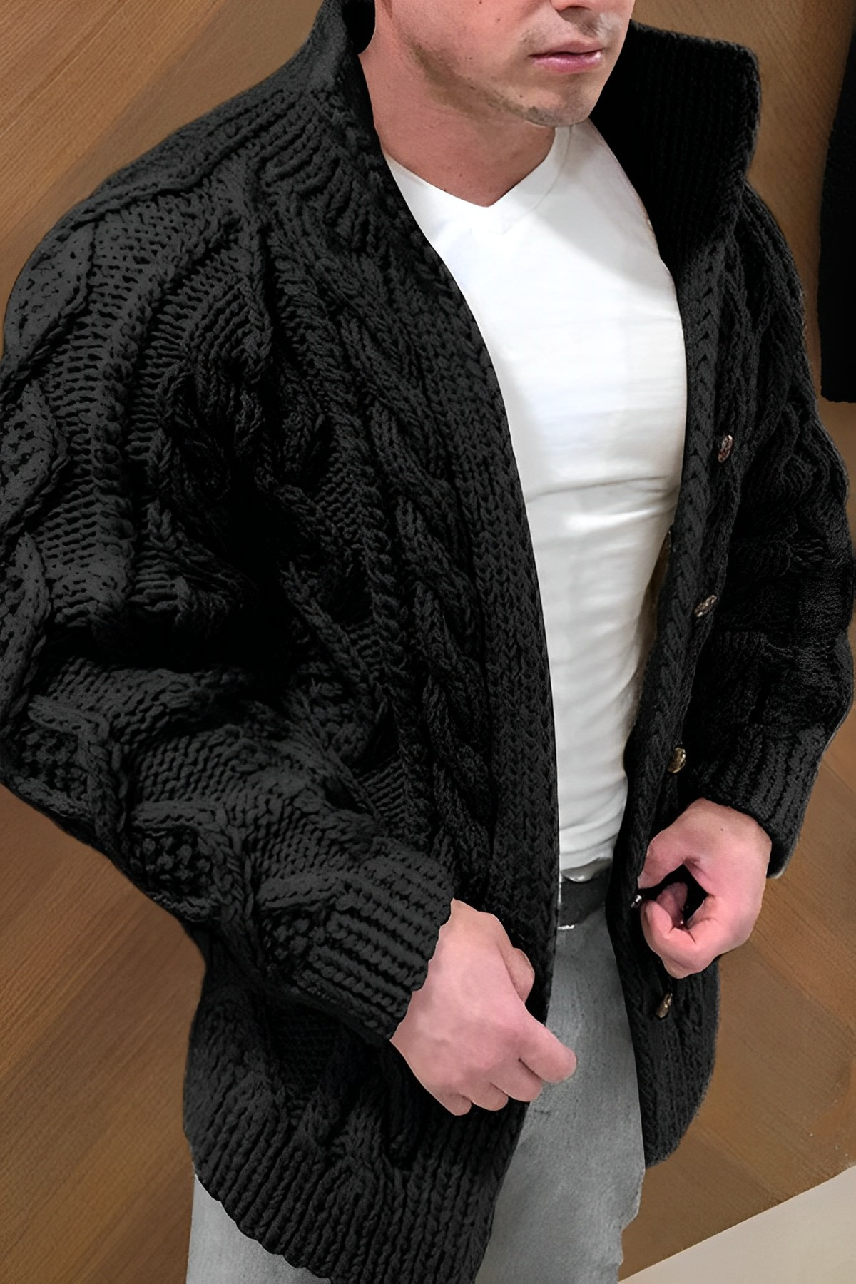 Warm knit cardigan with cable knit pattern