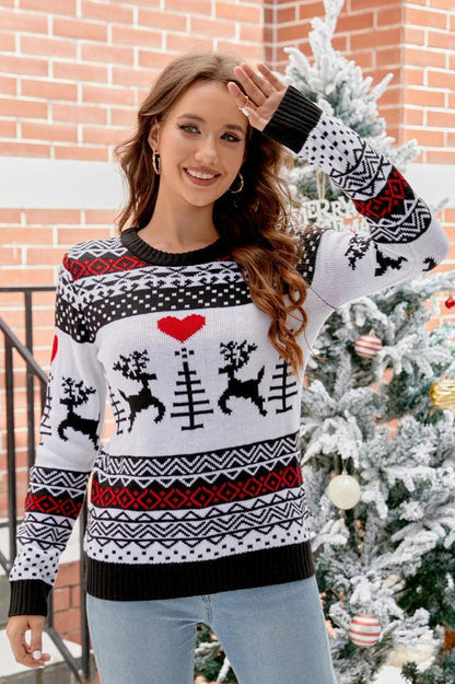 Velina Moda | Christmas Bear & Antlers Knit Sweater