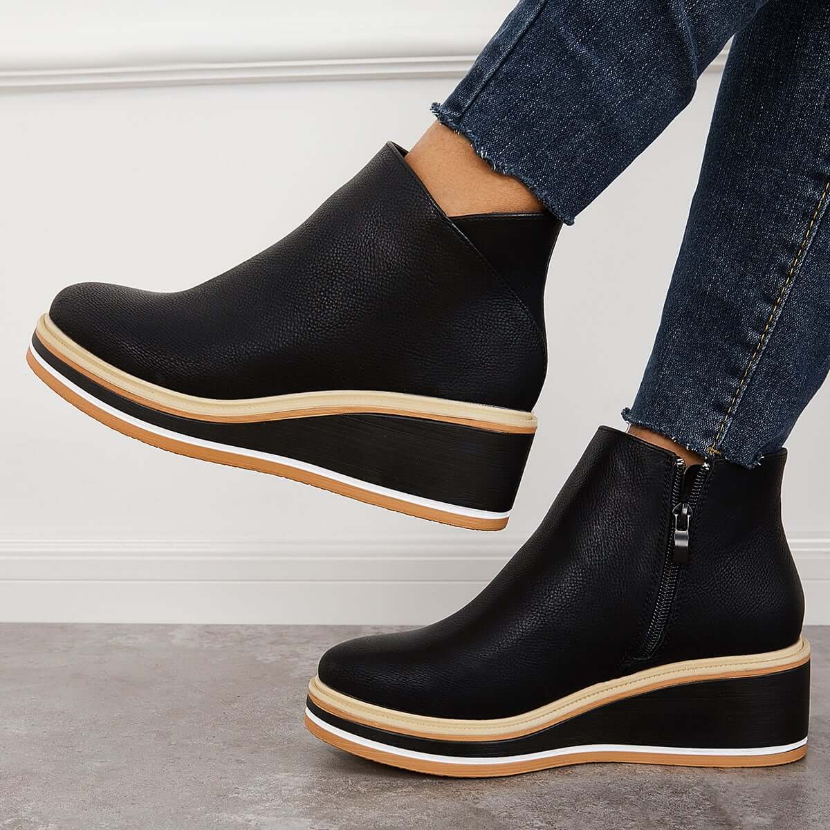 Velina Moda | Women's Ankle Boots with Platform and Side Zipper