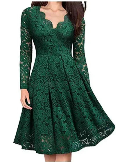 Lace dress with V-neckline - Lara