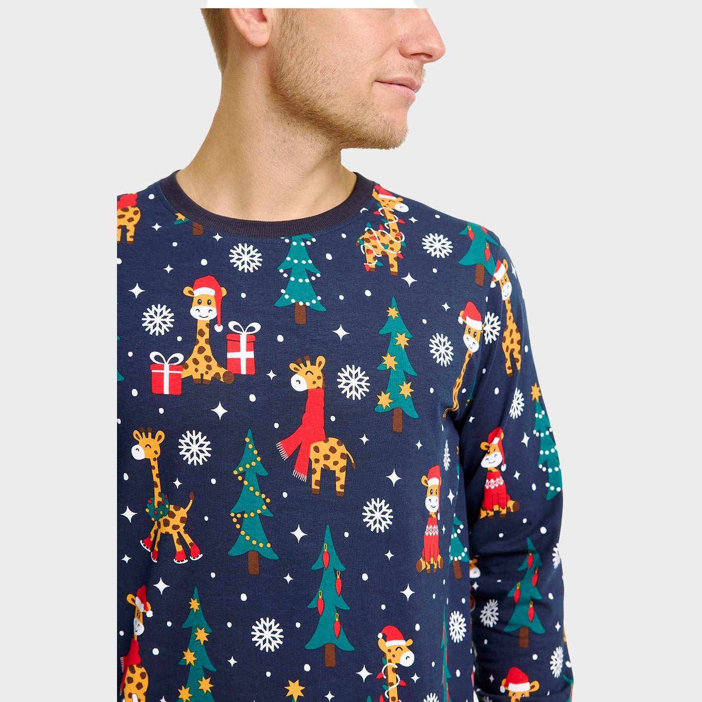 Velina Moda | The Giraffes Christmas Pajamas Men's