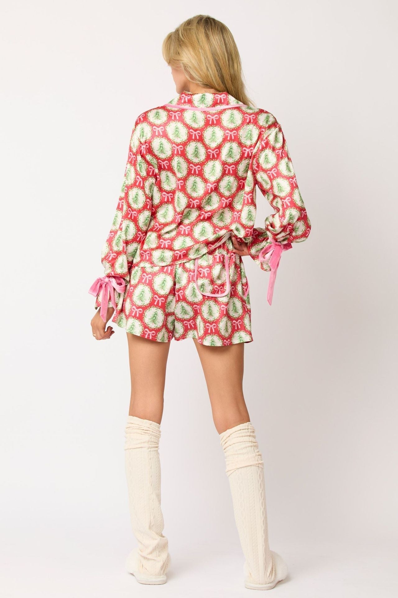 Velina Moda | Christmas Character Sprint Pajama Short Set