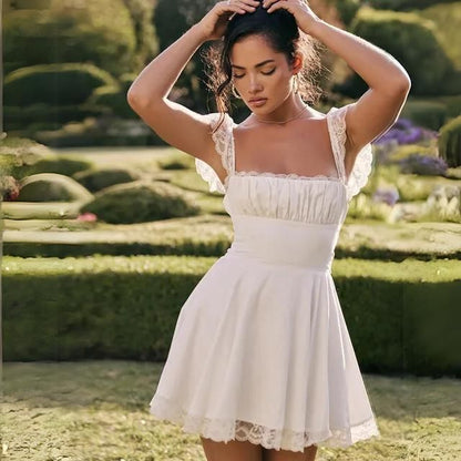 Dress with square neckline and lace trim