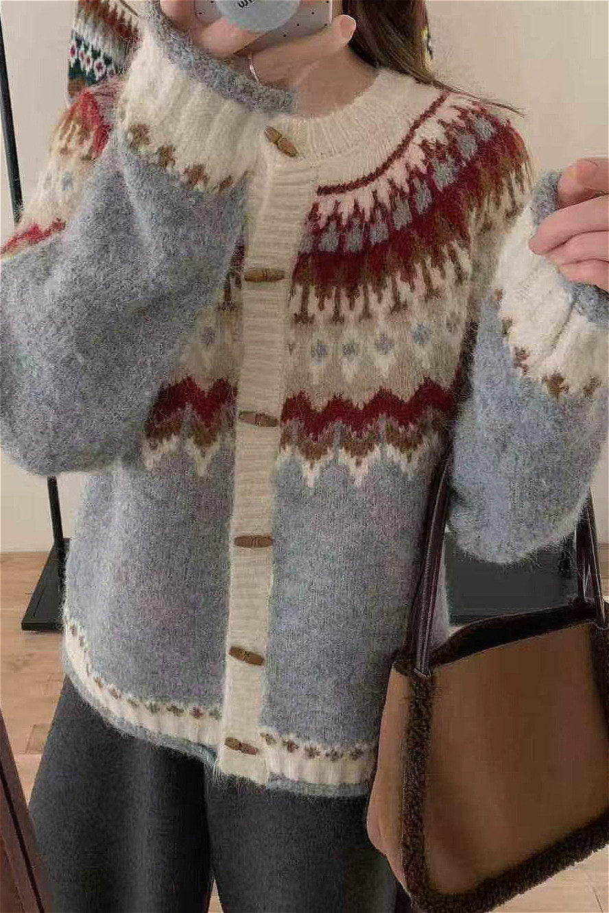 Velina Moda | Round Neck Fair Isle Christmas Horn Button Cardigan