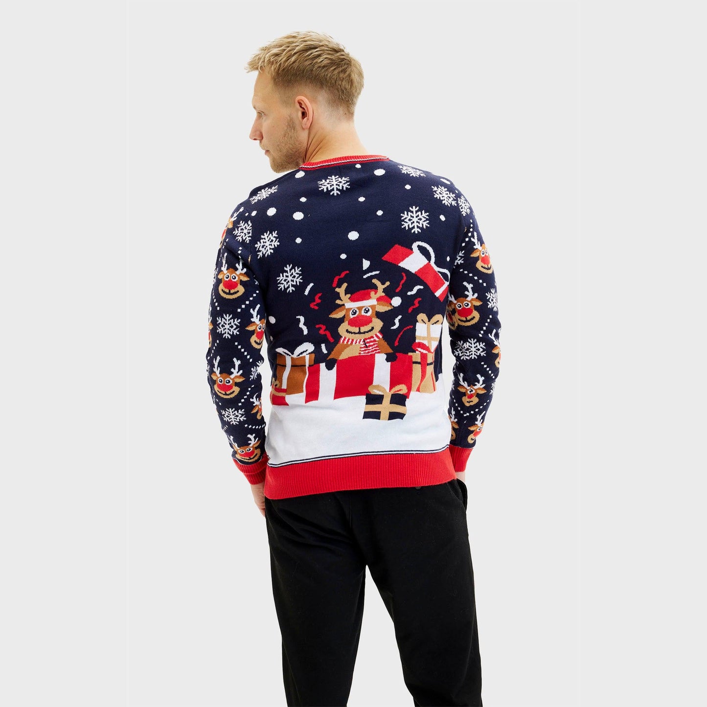 Velina Moda | The Bringing Christmas Gifts Christmas Sweater Men