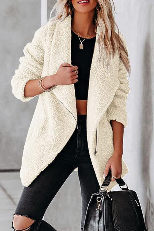 Velina Moda | Casual Lamb Leather Jacket with Zippered Pockets and Boxy Suede Jacket