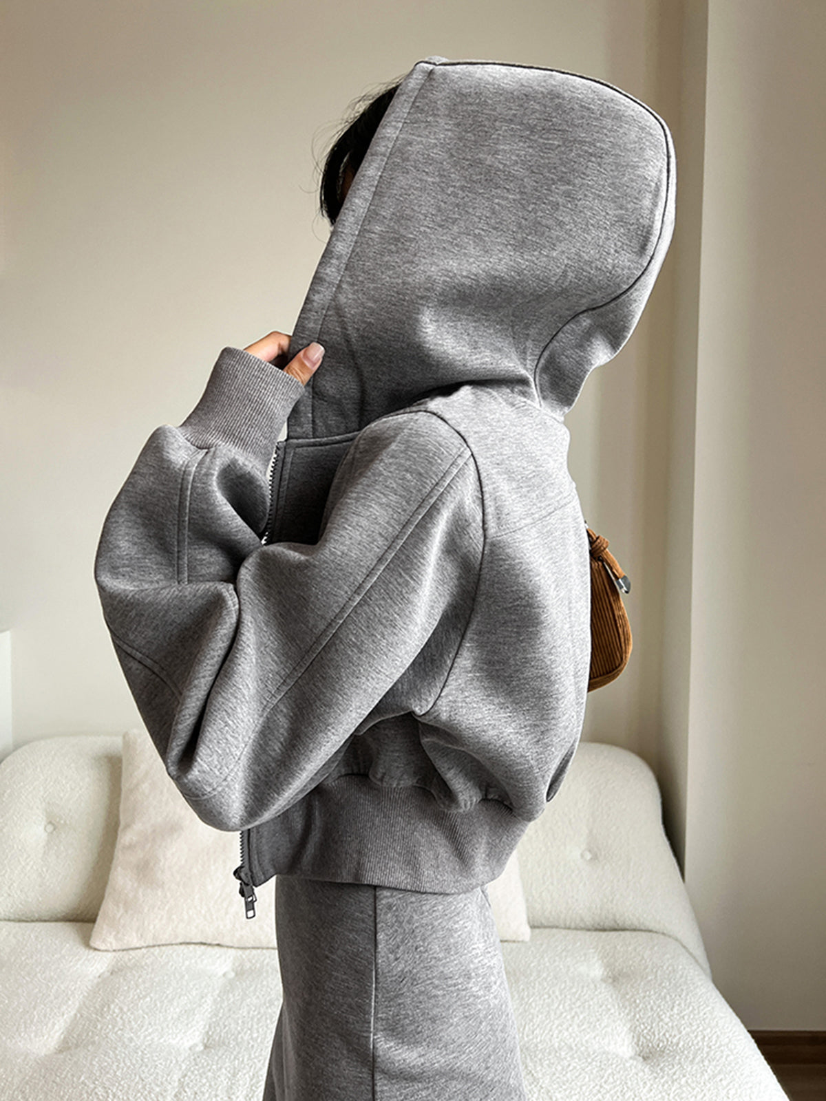 Velina Moda | Long Sleeve Zip Crop Hoodie