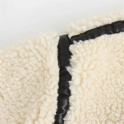 Velina Moda | Warm & soft Sherpa jacket with collar and zipper for winter
