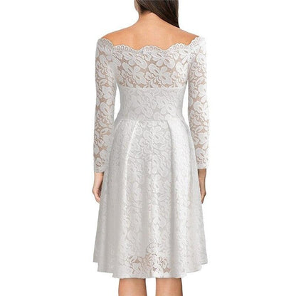 Lace dress with neckline opening and sleeves
