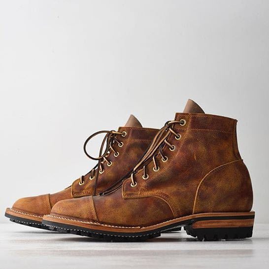 Velina Moda | Ankle boots - leather look with lacing and captoe