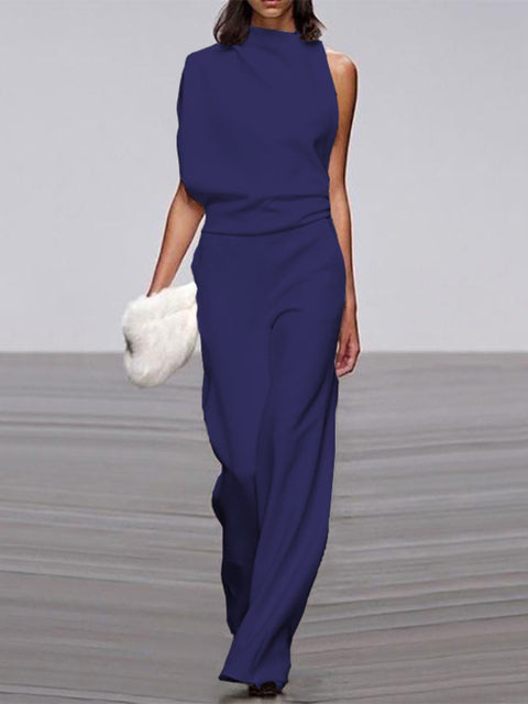 Jumpsuit with round neckline