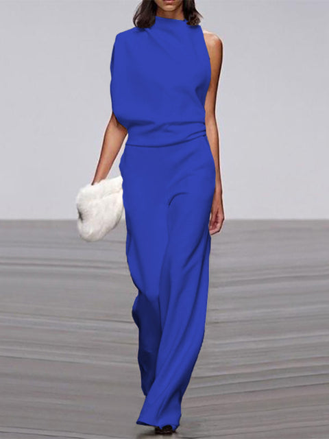 Jumpsuit with round neckline