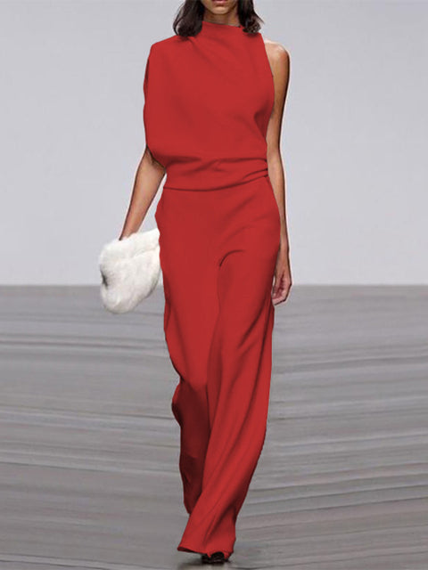 Jumpsuit with round neckline