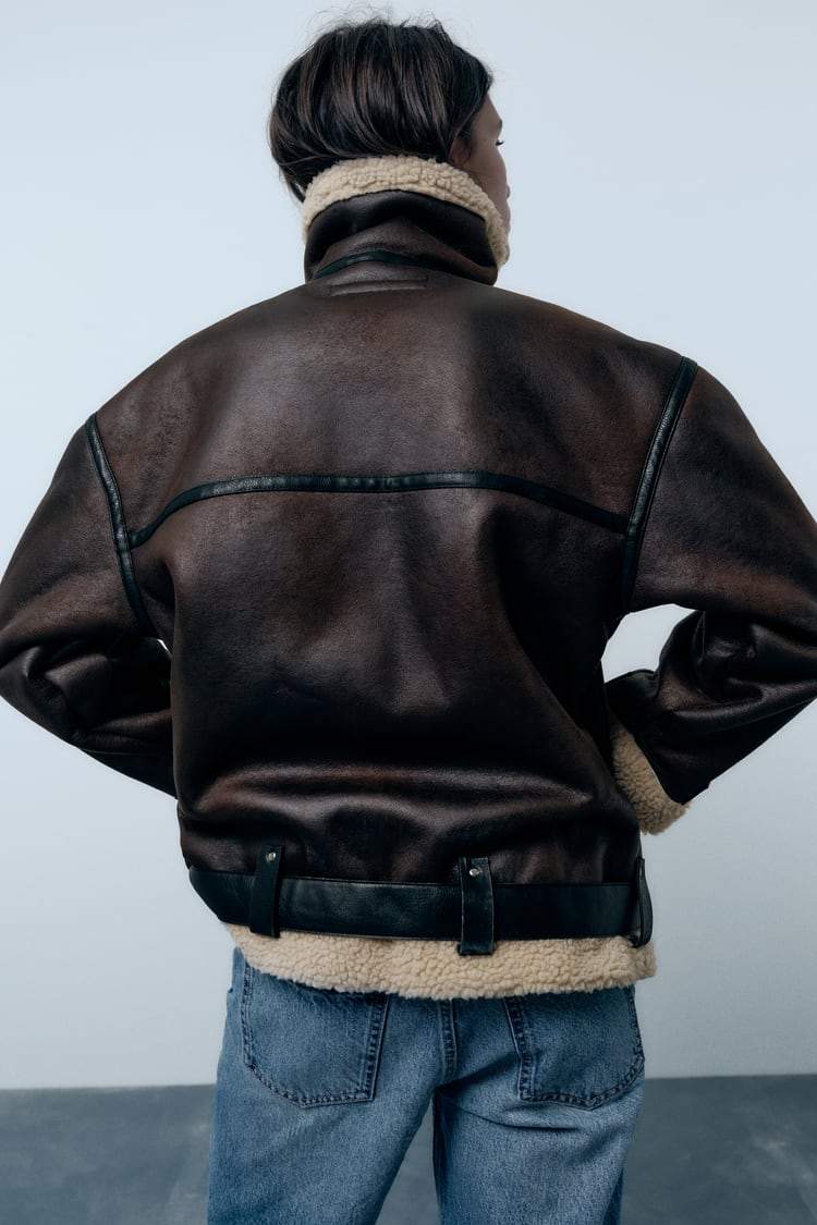 Velina Moda | Jacket with Lapel made of Synthetic Material