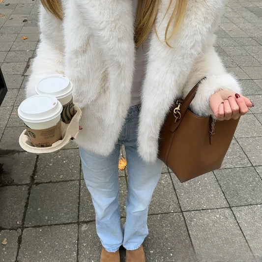 Velina Moda | Vintage - Women's Winter Jacket with Faux Fur and Lapel