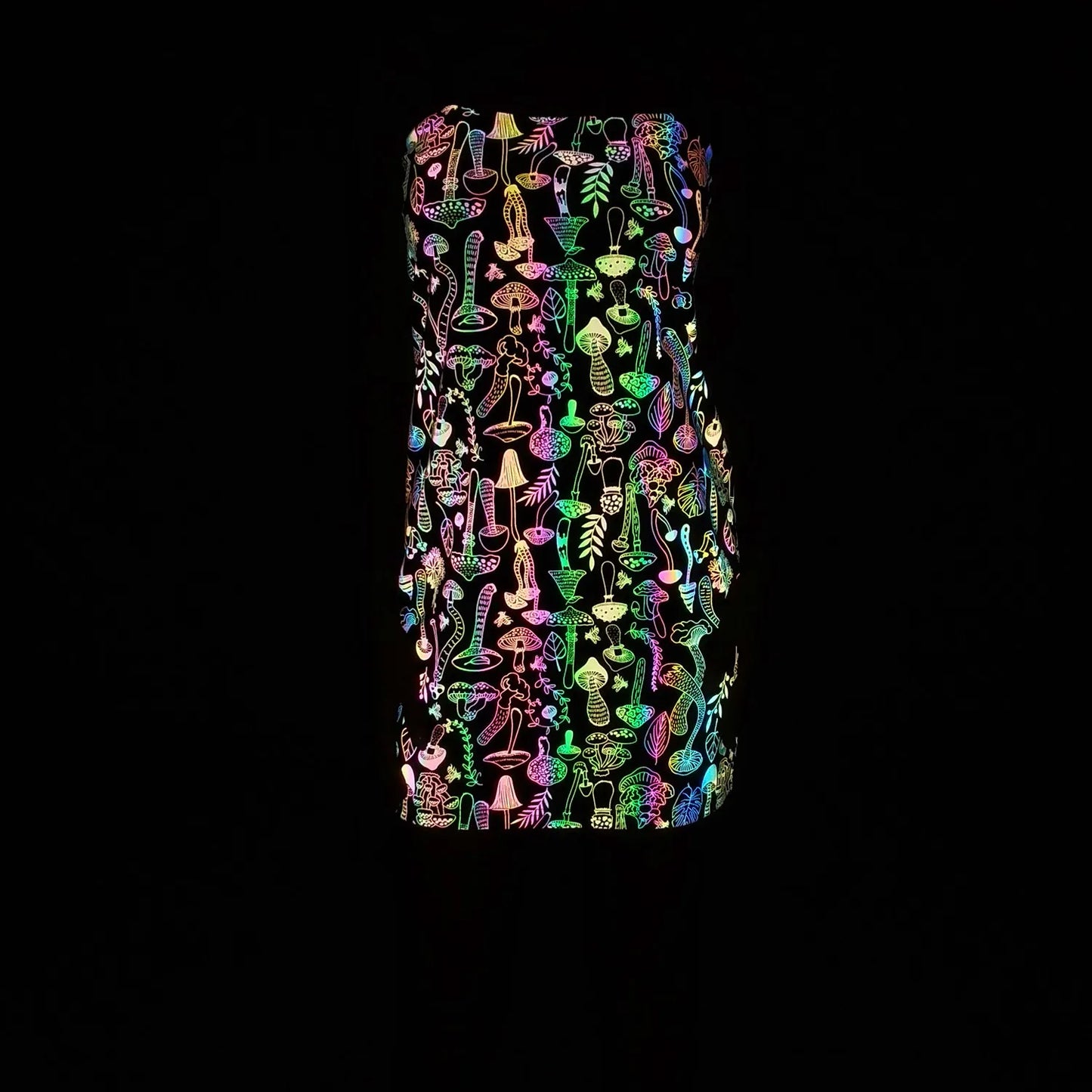 Shiny party dress with phosphorescent effect