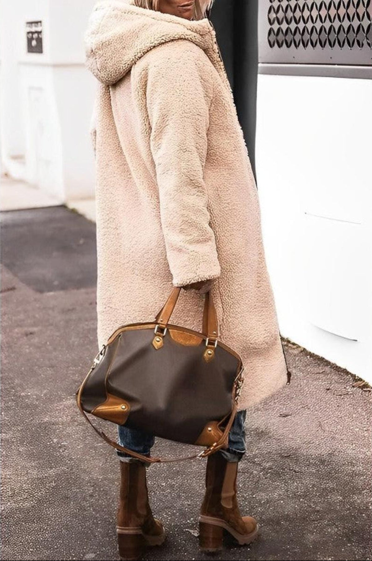 Velina Moda | Long Women's Coat Winter - Teddy Lining