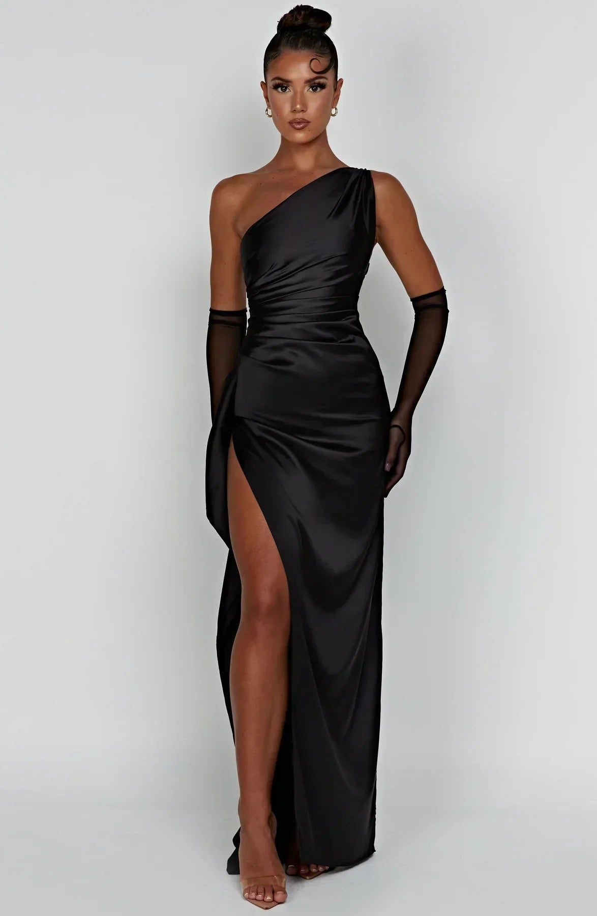 One-shoulder satin split dress