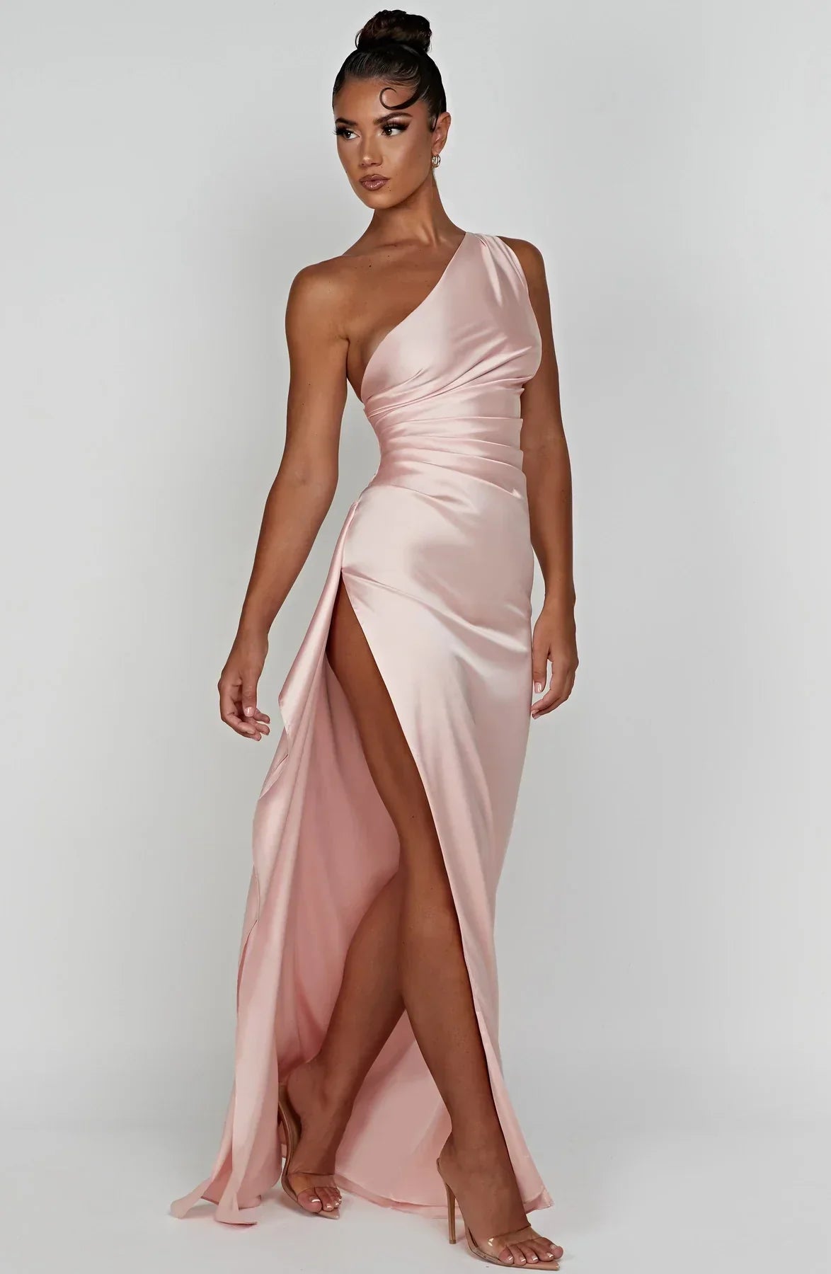 One-shoulder satin split dress
