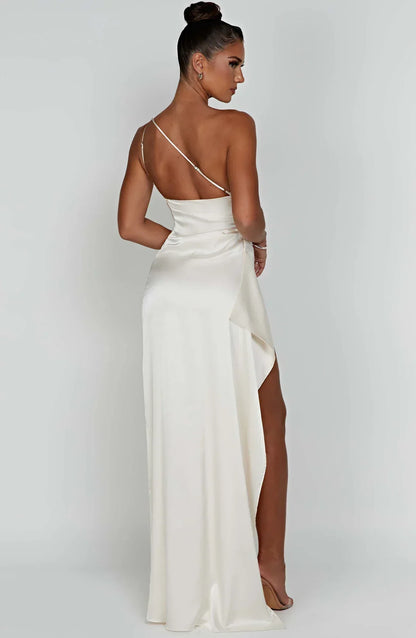 One-shoulder satin split dress
