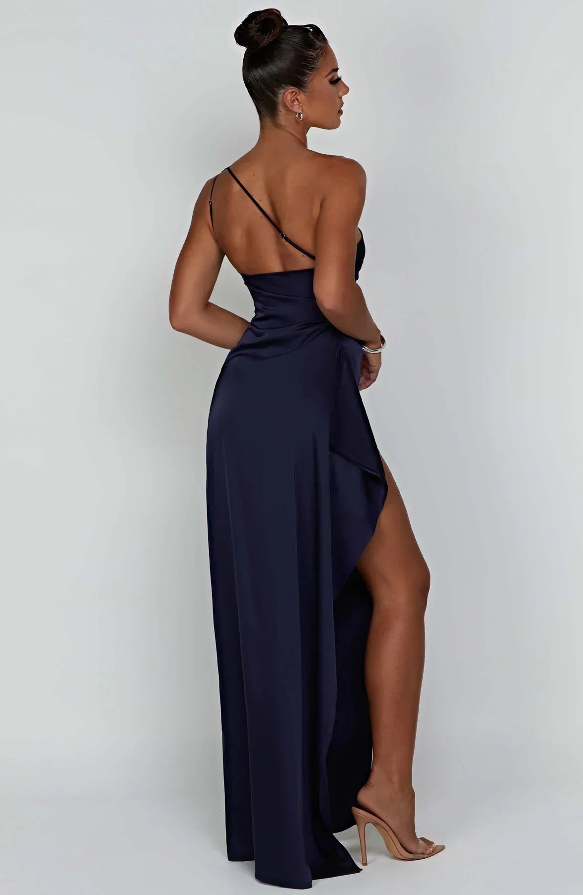 One-shoulder satin split dress