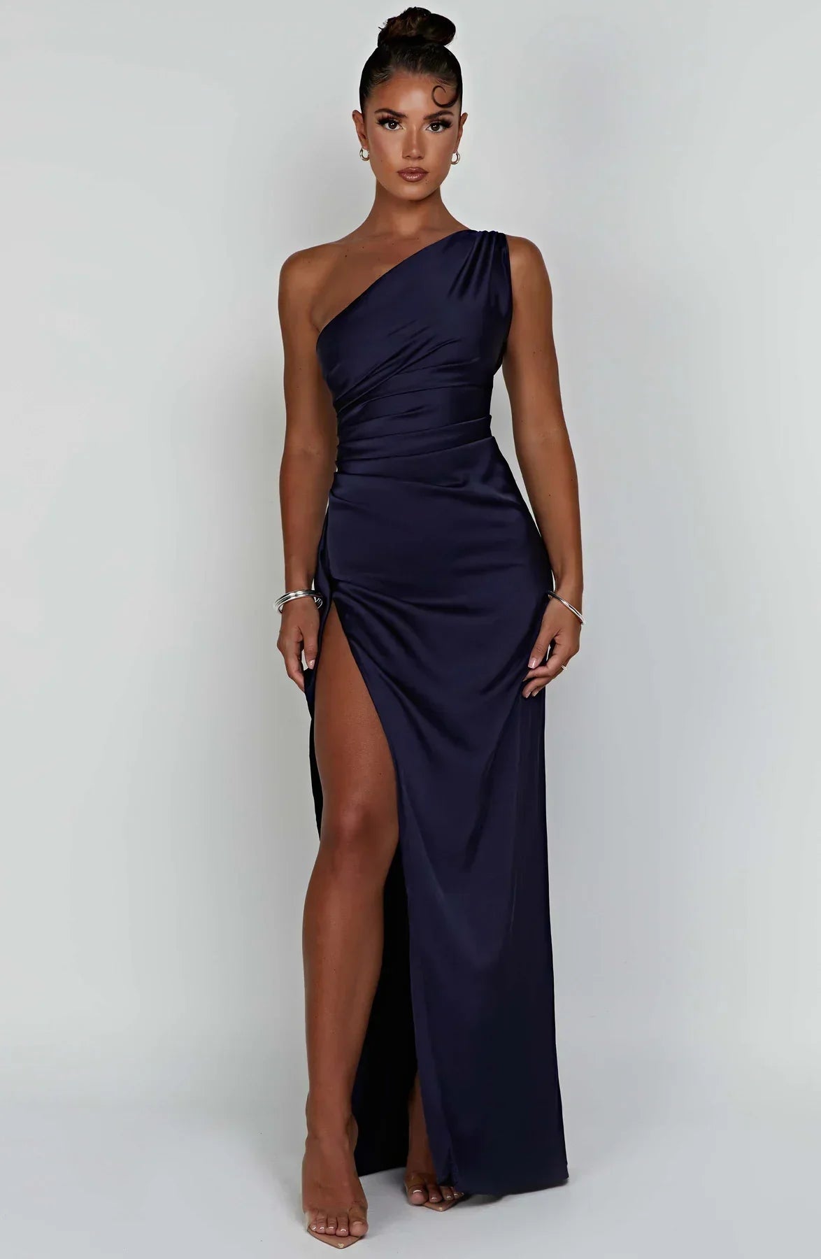 One-shoulder satin split dress