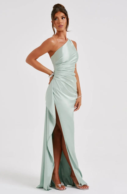 One-shoulder satin split dress