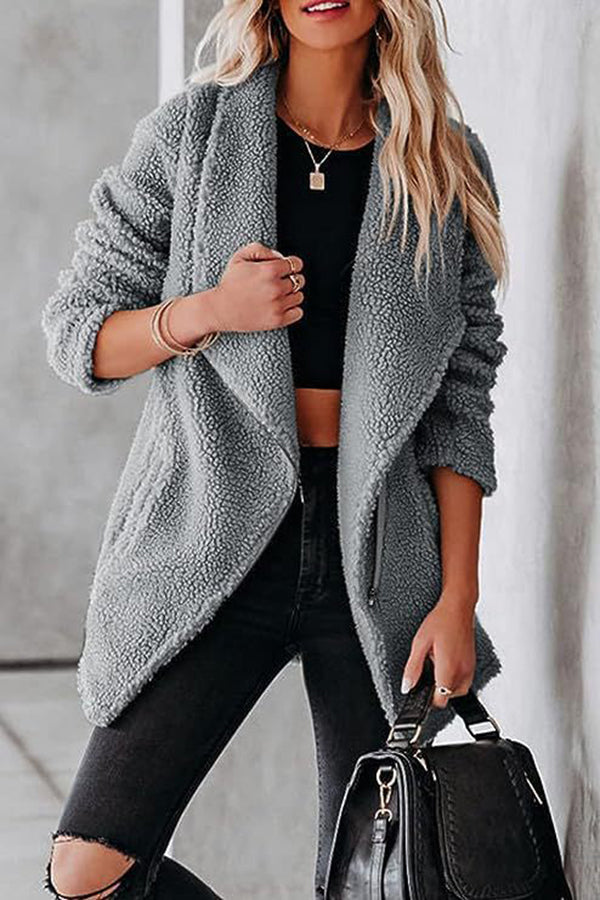 Velina Moda | Casual Lamb Leather Jacket with Zippered Pockets and Boxy Suede Jacket