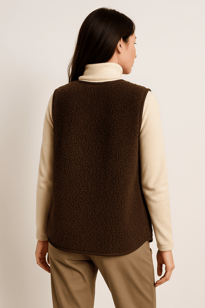 Marta - Women's sheepskin vest with front pockets