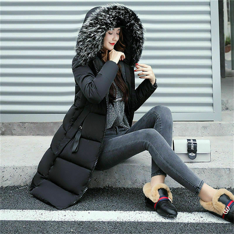 Long coat with fur collar